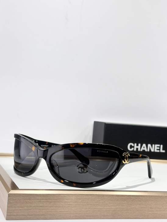 Picture of Chanel Sunglasses _SKUfw77366919fw